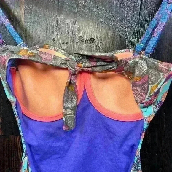 MAAJI One Piece Tie Scoop Back Pineapple Bird Swimsuit Women Small (Retail $178) - Picture 8 of 14